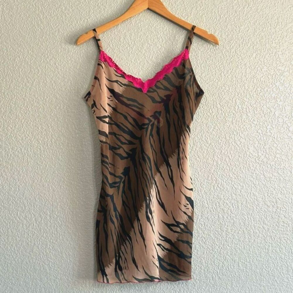 Josie Semi Sheer Slip Dress Tiger Pink Lace Lingerie Night Gown Size Small Mini